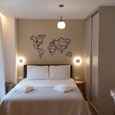 Uni Island - City Heart Suites Ираклион Экстерьер фото