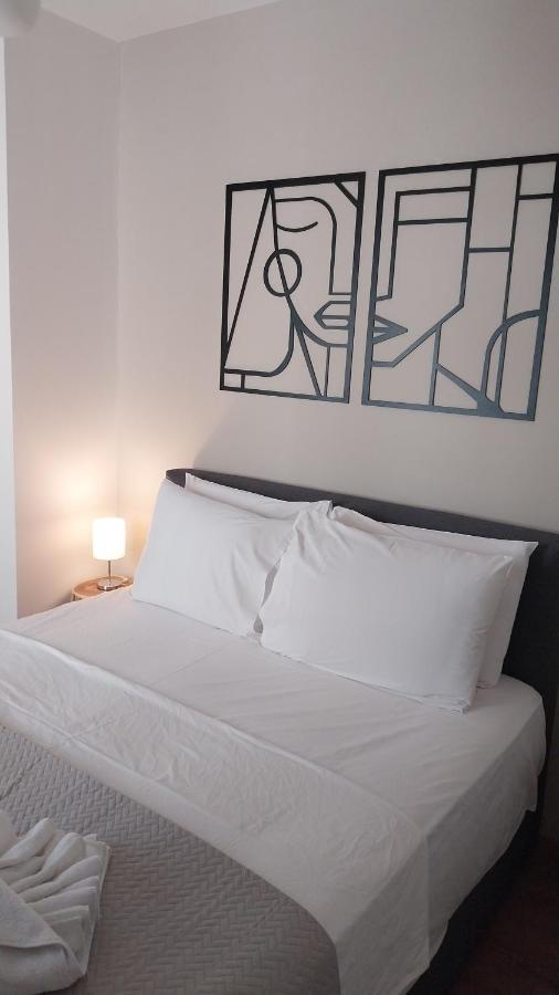Uni Island - City Heart Suites Ираклион Экстерьер фото