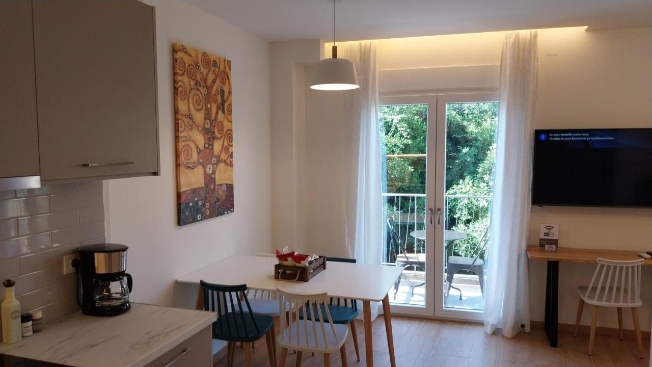 Uni Island - City Heart Suites Ираклион Экстерьер фото