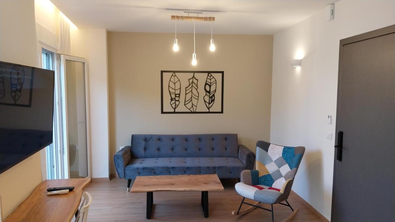 Uni Island - City Heart Suites Ираклион Экстерьер фото