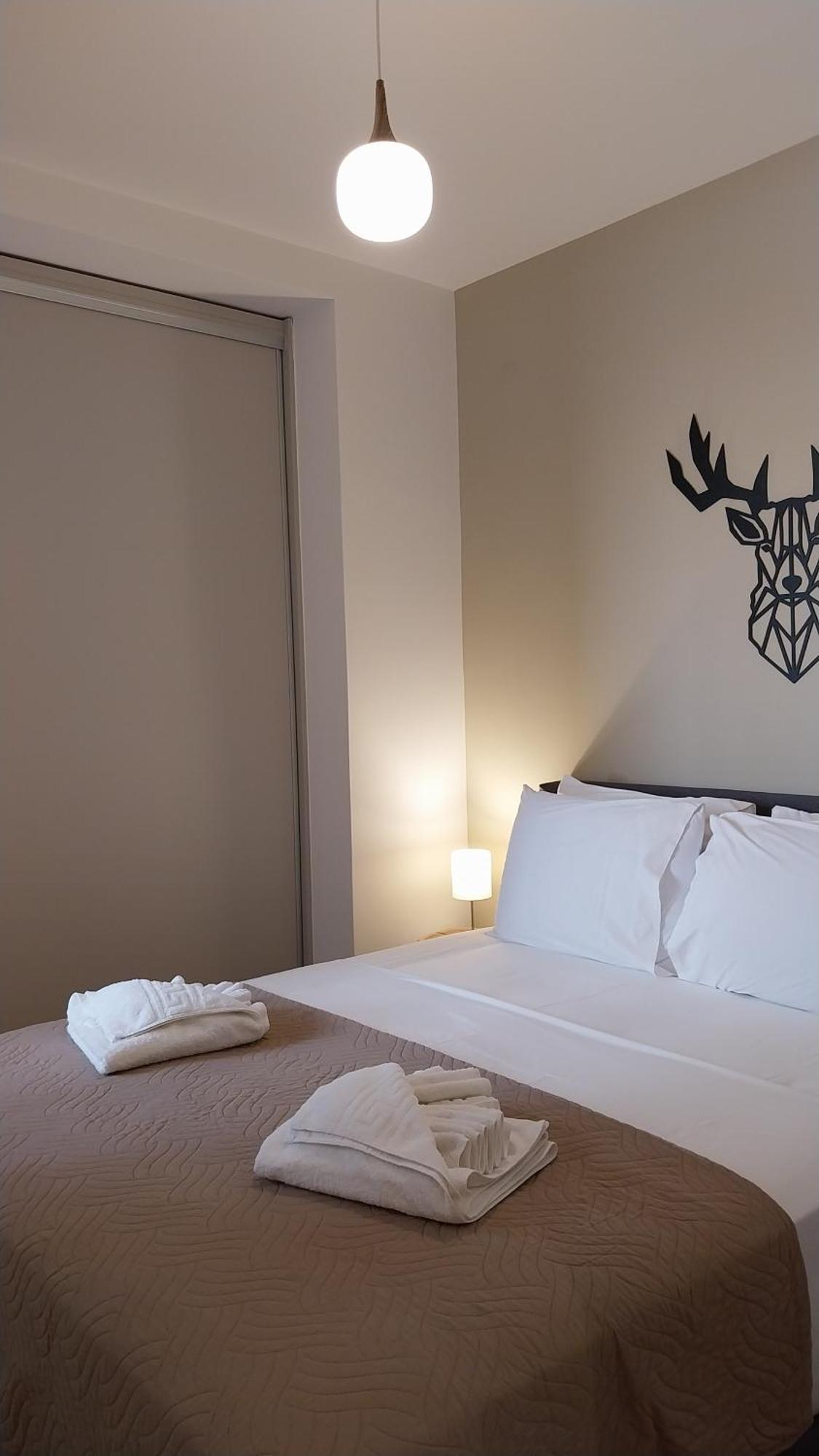 Uni Island - City Heart Suites Ираклион Экстерьер фото